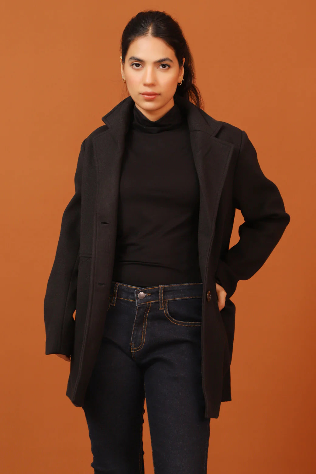 COAT WITH WAIST CUTLINE DETAIL