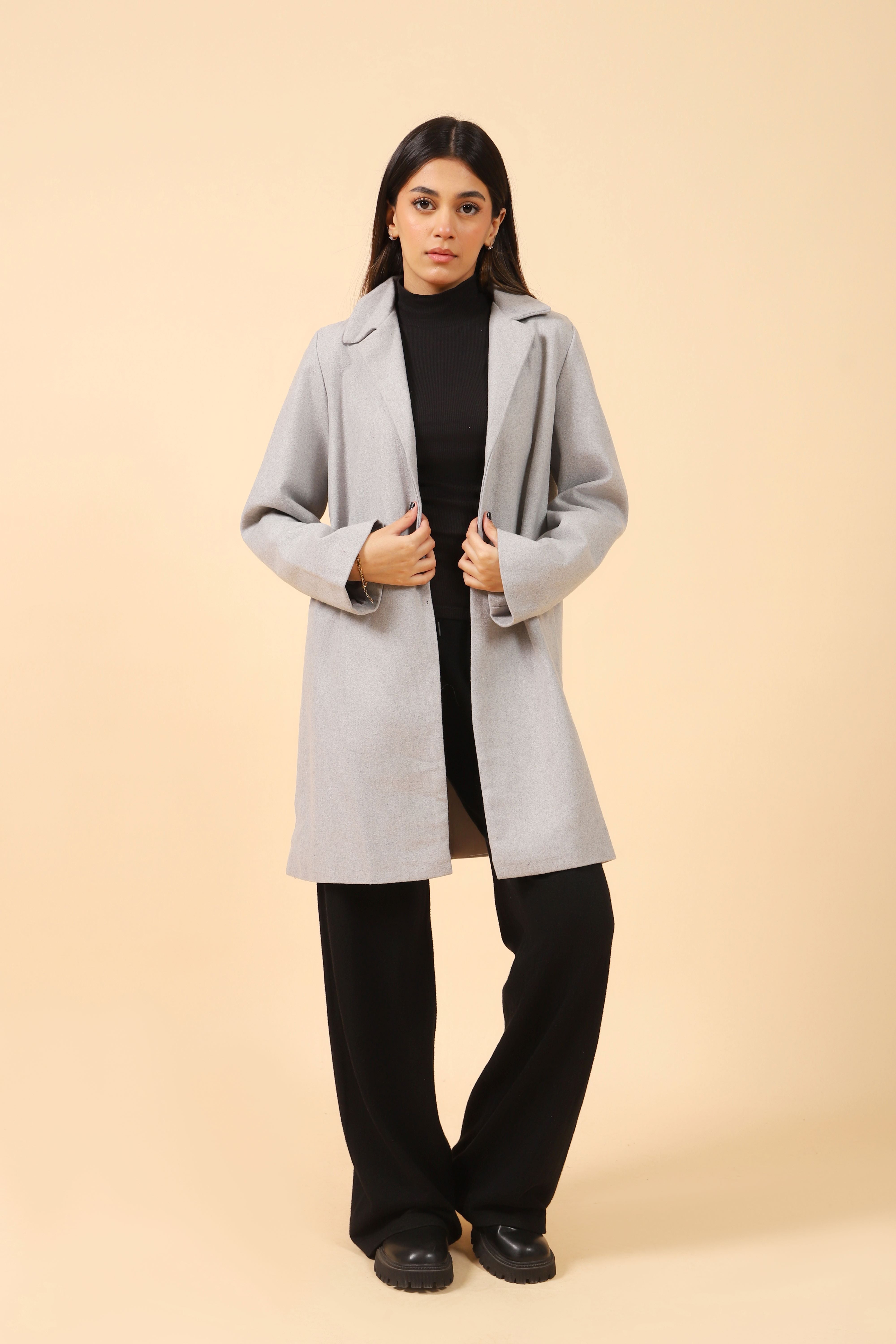 COAT WITH SIDE SLITS