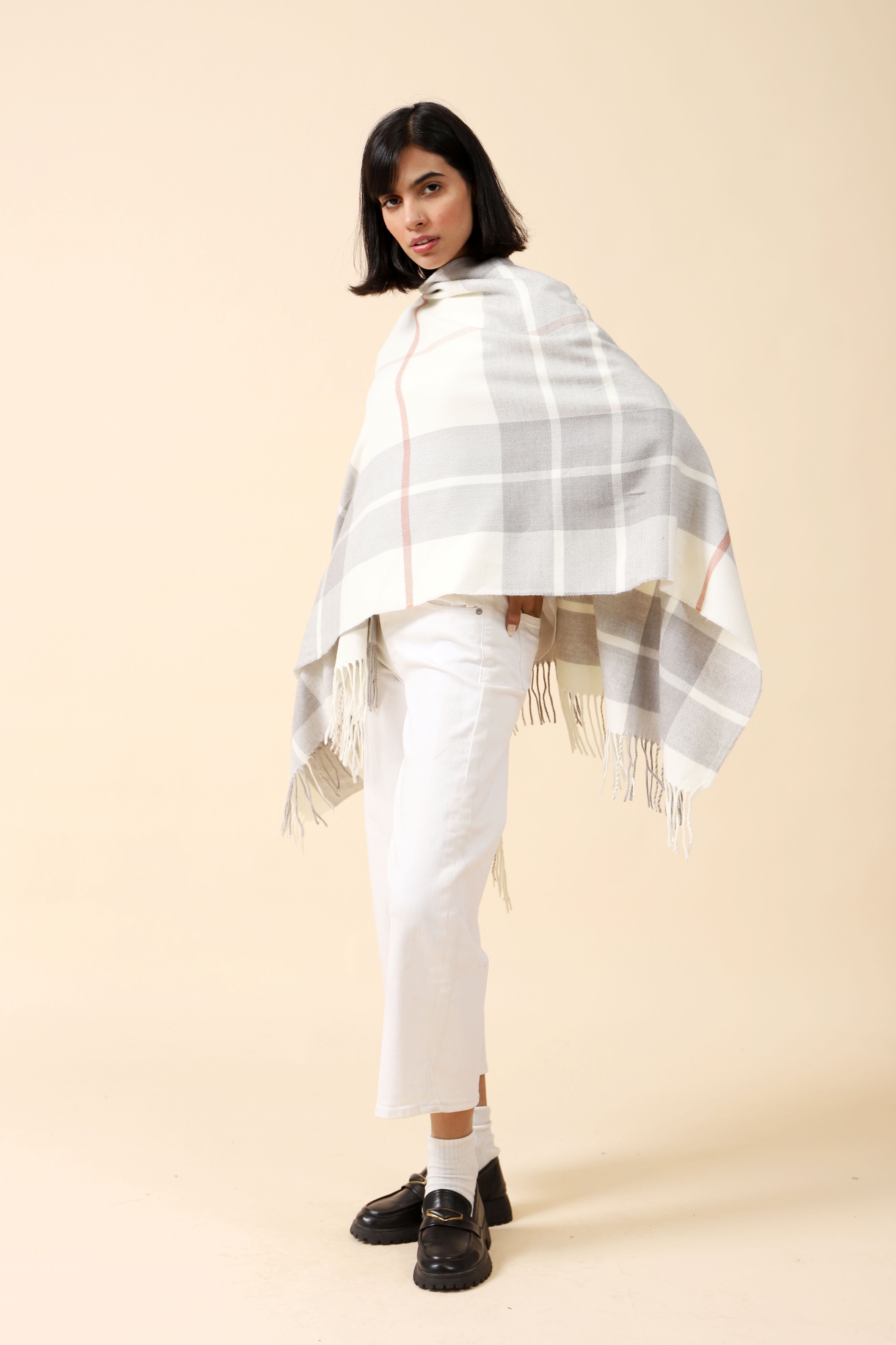 CHECKERED CAPE SHAWL